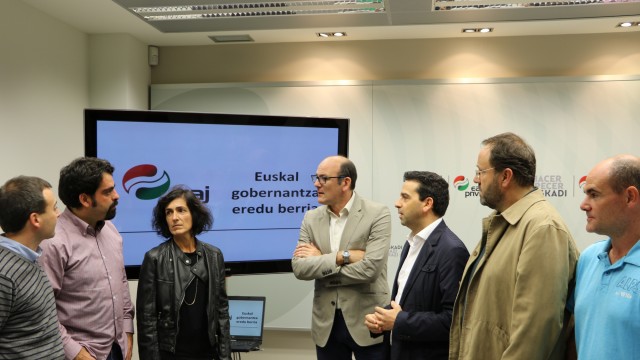 Agirretxea alkateekin