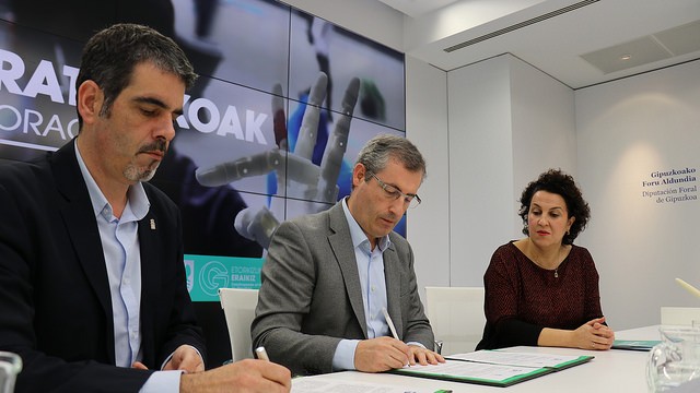 Eneko Goia   Markel Olano