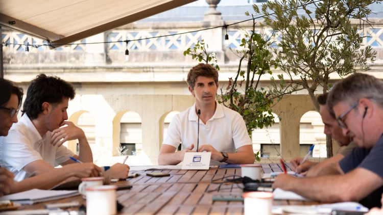 Jon Insausti sitúa la vivienda y la calidad de vida como el eje de una nueva era para Donostia