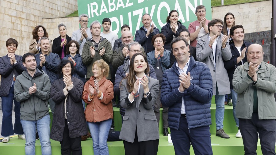 A-21 Mitina Eibarren. Bakartxo Tejeria, Imanol Pradales, Andoni Ortuzar