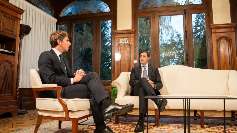 Jon Insausti eta Imanol Pradales bilera