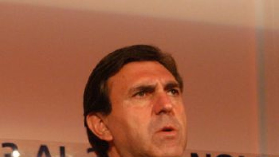 DESATENCIÓN CIEGA<br>
Jon Azua en DEIA

