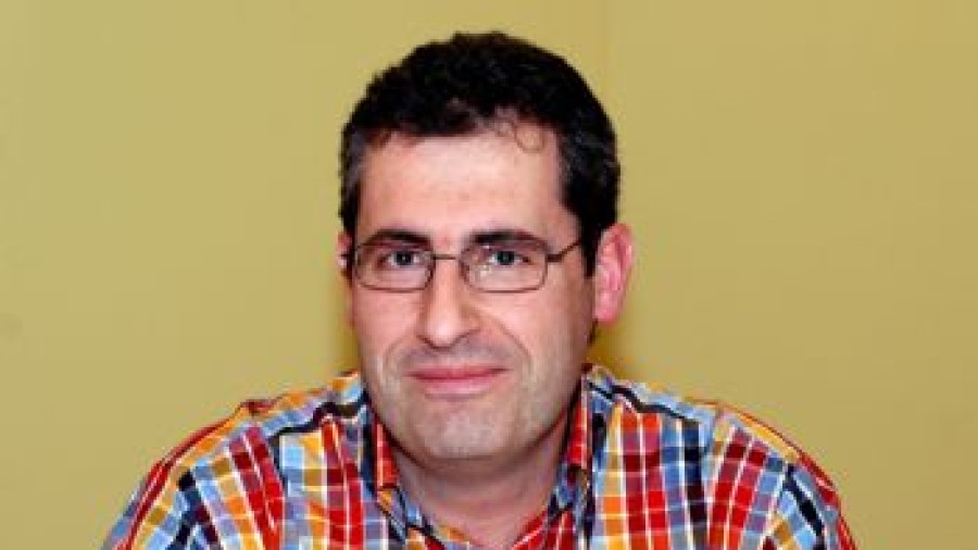 MARKEL OLANO: “Euskal gatazka politikoa konpontzeko, Zapaterok erabakitzeko eskubidea onartu behar du”
