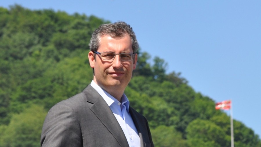 La Diputación elude su responsabilidad para que Kutxa continúe bajo control público