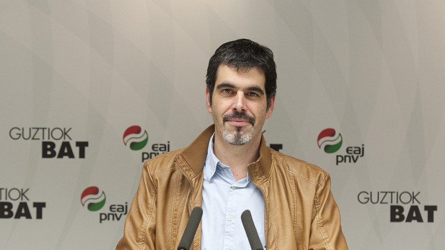 Udal gobernuari Anoeta estadioa berritzearen gelditzearen inguruan eman genion abisuak eragina izan du