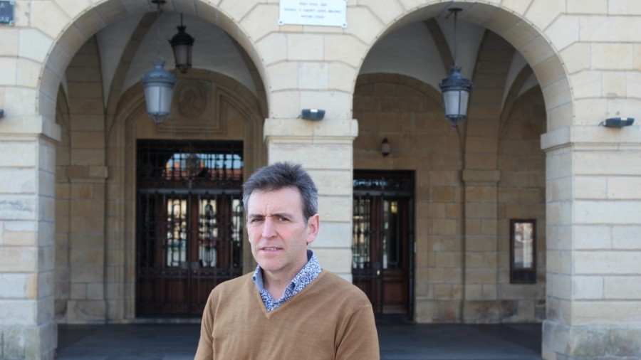 Hiru hirien loturan aurrera egiteko, teknikoki hobesten den aukera babestu eta bultzatuko du EAJk