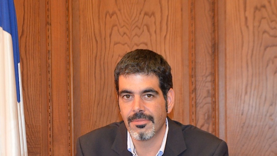 La suspension del pleno ha puesto de manifiesto el talante autoritario de Izagirre 