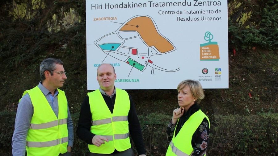 Ezker abertzaleak gezurra eta iraina erabiltzen ditu zaborren afera konpontzeko gaitasunik ez daukala ezkutatzeko