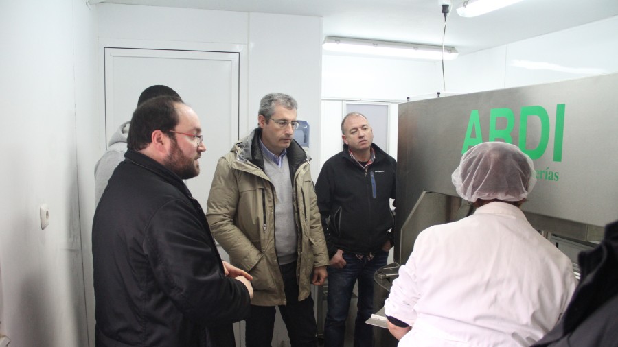 Markel Olano destaca la apuesta por la calidad en las visitas a Belauntza e Idiazabal