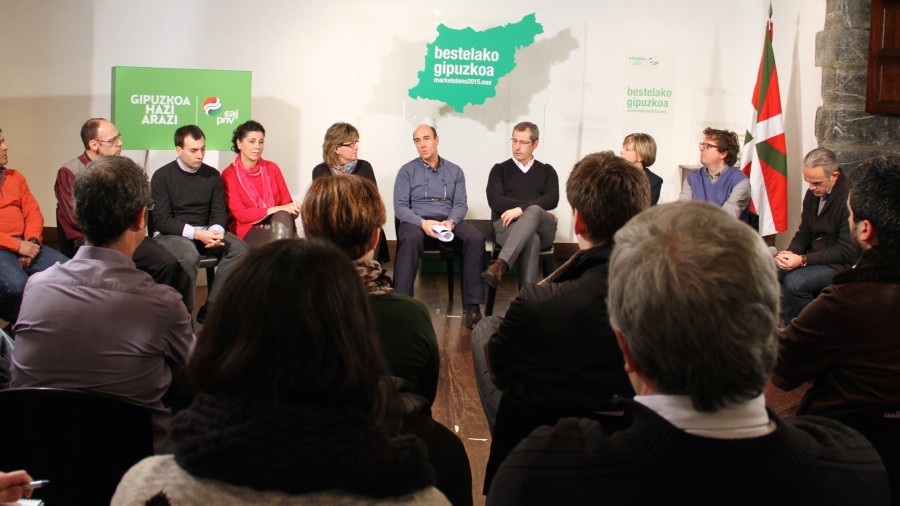 EAJ-PNV-k konpromisoa hartu du enpresei laguntzeko urtero 50 milioi euroko programa berezia egiteko 