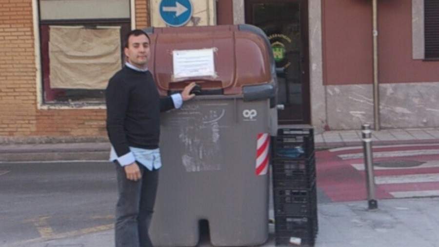 Aldazabalek baieztatu du atez ateko bilketa sistema ez ezartzea, bermatu dugu