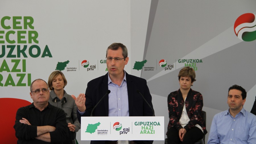 Markel Olano: “El futuro de Gipuzkoa se construye a base de propuestas, no anulando al adversario político” 