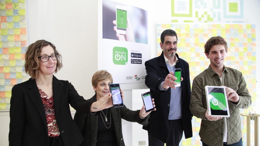Eneko Goiak sakelako telefonotik jasotako 100 kexu baino gehiago erregistratu ditu Udalan