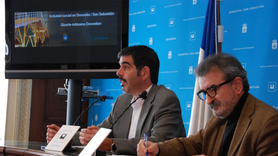 Guztiontzako hiriaren aldeko eginahalean ari da Donostia