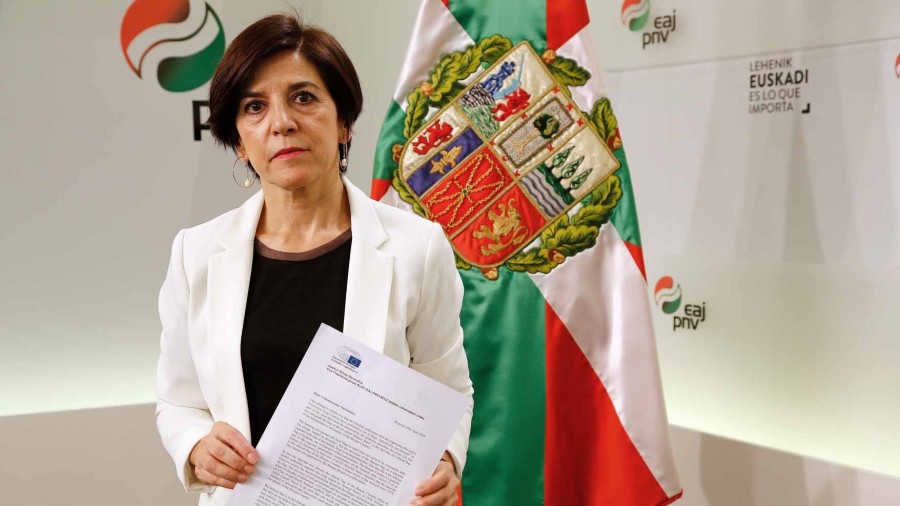 EAJ-PNV pide a Bruselas que explique a Suecia qué es una ikurriña