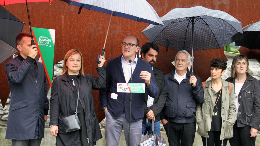 EAJ-PNVk Oroimen Historikoaren Legea bete dezaten lan egingo du, gure aurrekoek egindako guztia ahaztua izan ez dadin EAJ-PNVk Oroimen Historikoaren Legea bete dezaten lan egingo du, gure aurrekoek egindako guztia ahaztua izan ez dadin