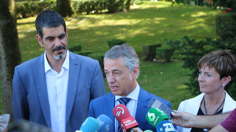 Urkullu reclama la atención de vascos y vascas ante “la amenaza” que el pacto PP-Ciudadanos supone para nuestro autogobierno