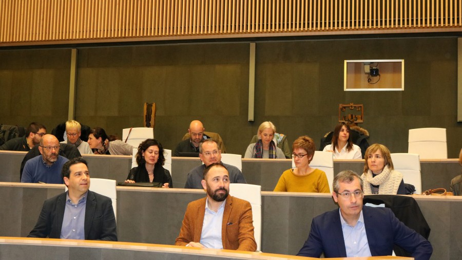 Osoko bilkura Batzar Nagusietan
