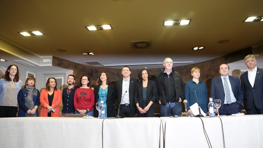 EAJ-PNV aboga por un desarme de ETA “irreversible, completo, unilateral y sin condicionamiento político” que contribuya a un proceso de convivencia desde el recuerdo “a todas las víctimas”