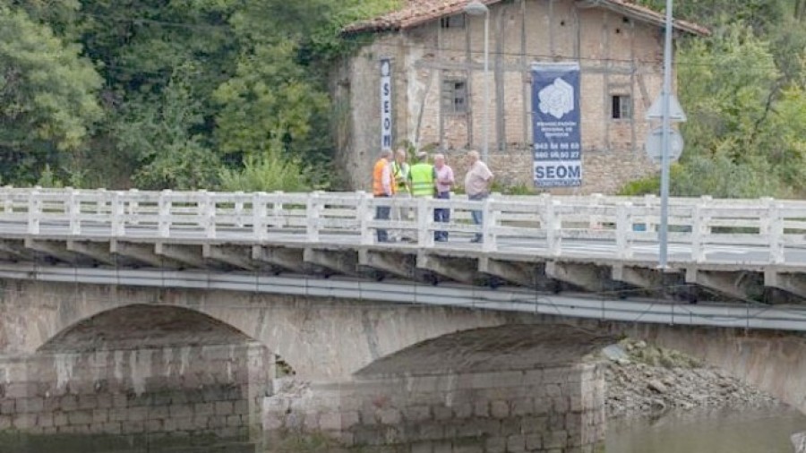 El puente donostiarra de Astiñene se abrirá a todo tipo de vehículos en verano