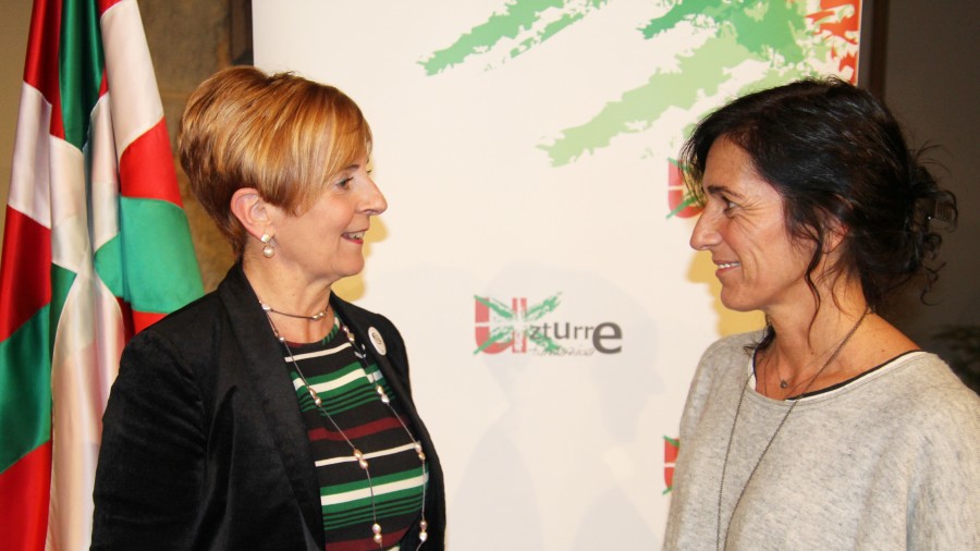 Industriaren orainaz eta etorkizunaz, atzo Tolosan Arantxa Tapia sailburua