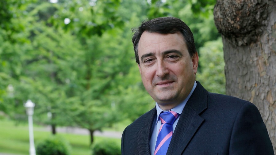 Aitor Estebanek iragarri du EAJk ez diela Aurrekontu Orokorrei osoko zuzenketarik aurkeztuko Aitor Estebanek iragarri du EAJk ez diela Aurrekontu Orokorrei osoko zuzenketarik aurkeztuko