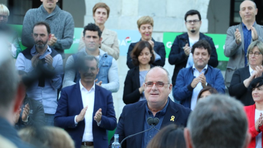 Herritarrek aukeratu egin behar dute: geldialdira eta liskar amaigabeetara itzuli, ala EAJ-PNVrekin elkar-ulertzetik aurrera egin