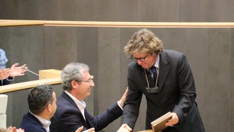 Xabier Ezeizabarrena, investido como presidente de las Juntas Generales de Gipuzkoa Xabier Ezeizabarrena, investido como presidente de las Juntas Generales de Gipuzkoa