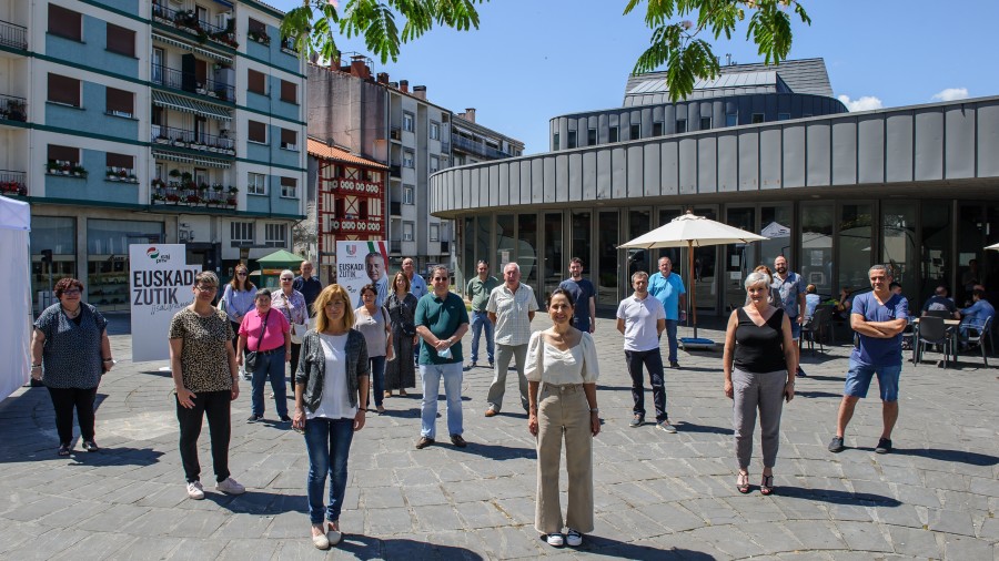 “Nuestro objetivo es que las personas euskaldunizadas den el salto al uso del euskera”, señala Bakartxo Tejeria