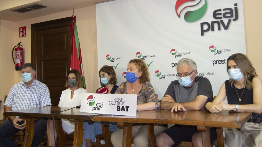 Valoramos positivamente la colaboración en el ayuntamiento para hacer frente al Covid-19, aunque la actitud de EH Bildu tras la suspensión de la mesa de crisis ha empañado dicha valoración 