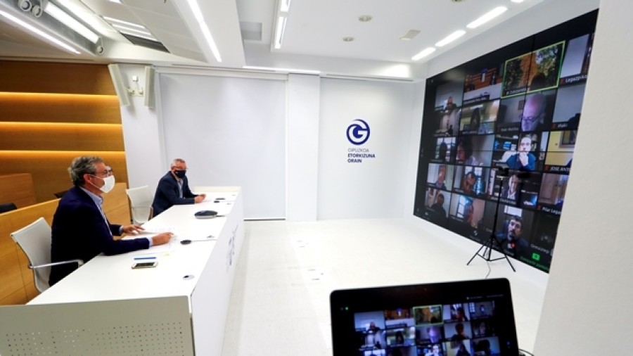 Diputación llama a limitar al máximo el contacto social para “revertir entre todos y todas” la expansión de la COVID-19