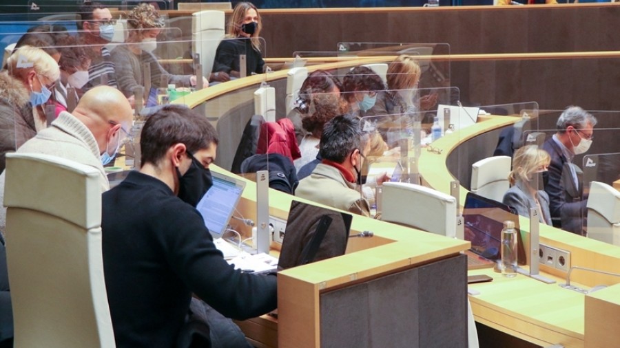 Instamos a todas las instituciones a tomar las medidas oportunas para luchar contra la ludopatía, desarrollar campañas de sensibilización e incidir en la prevención Instamos a todas las instituciones a tomar las medidas oportunas para luchar contra la ludopatía, desarrollar campañas de sensibilización e incidir en la prevención