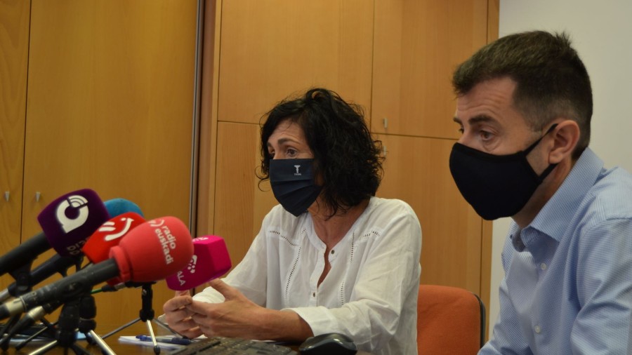 El aparcamiento de camiones frente al parque de bomberos, emplazamiento definitivo para el hospital público