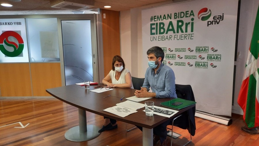El PNV cree que Eibar tiene futuro “si se libera de la actual parálisis” El PNV cree que Eibar tiene futuro “si se libera de la actual parálisis”