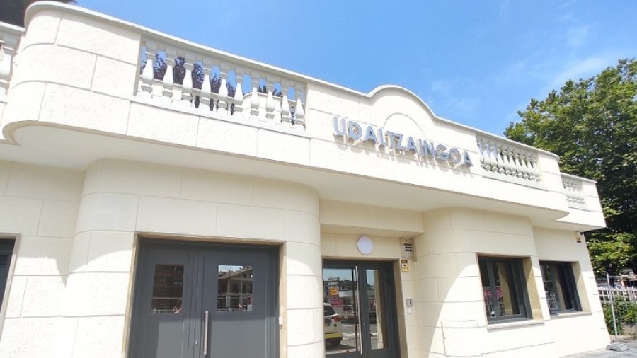 Comunicado de EAJ- PNV de Zumaia de condena a las pintadas realizadas contra un agente de la Udaltzaingoa Comunicado de EAJ- PNV de Zumaia de condena a las pintadas realizadas contra un agente de la Udaltzaingoa