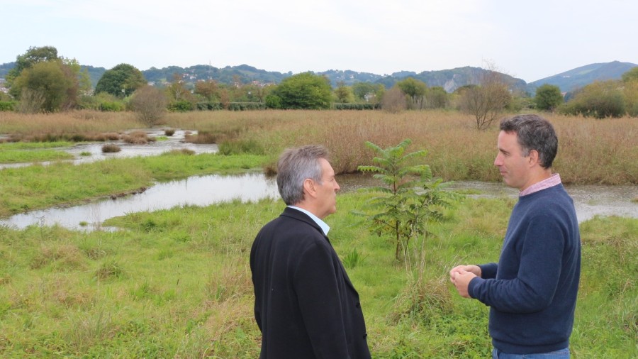 URA destinará 3,4 millones de euros para la defensa frente a las inundaciones en la Bahía de Txingudi URA destinará 3,4 millones de euros para la defensa frente a las inundaciones en la Bahía de Txingudi