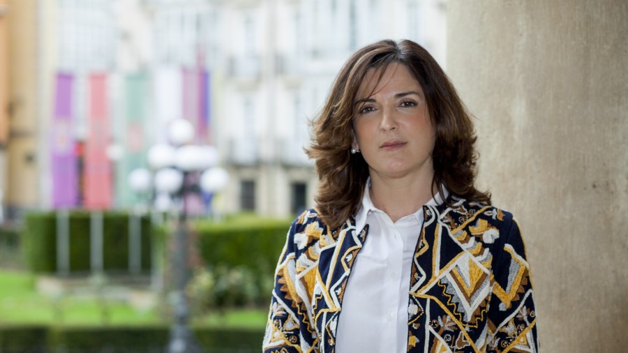 Beatriz Artolazabal Albenizek Euskadiko gizarte politika eta zerbitzuen etorkizuna azaldu, eta ‘Euskadi Lagunkoia’ programaren berri emango du