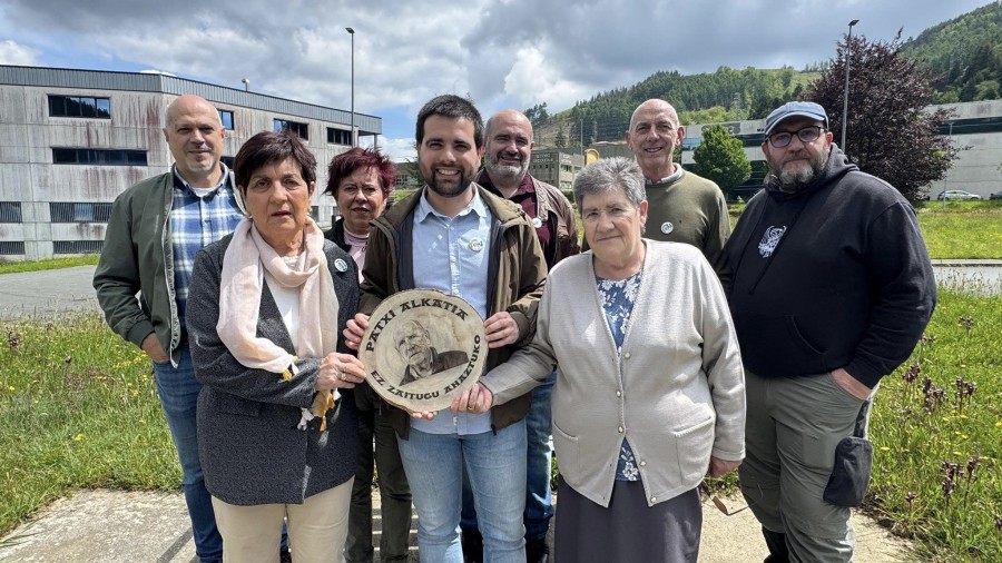 Pagatzako industrialdeari ‘Patxi Basauri‘ deitzea proposatu du alderdi jeltzaleak