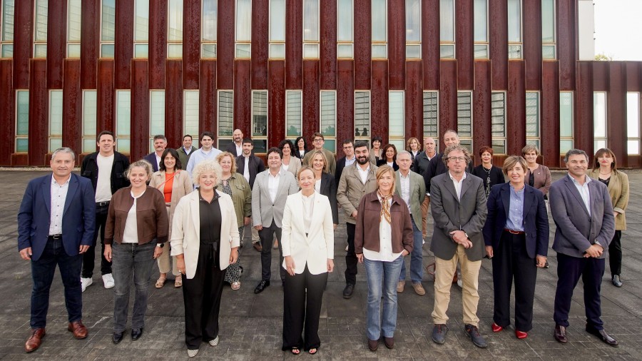 EAJ-PNVk Foru Aldundiaren sendotasuna eta Eider Mendozaren lidergoa aldarrikatu ditu EH Bilduren “katastrofismoaren” aurrean