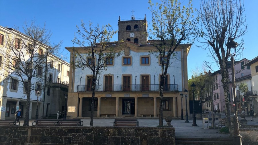 El PNV reclama una consulta para que el pueblo decida sobre las fiestas populares con vaquillas El PNV reclama una consulta para que el pueblo decida sobre las fiestas populares con vaquillas