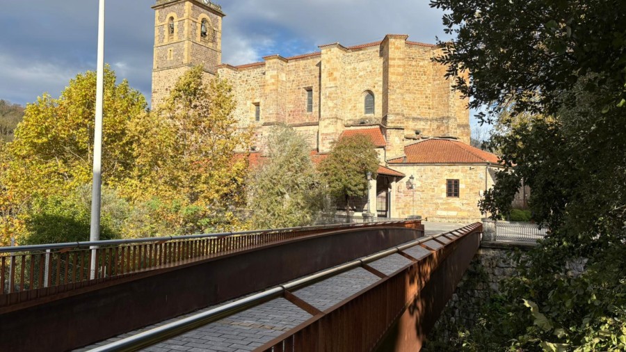 Lazkaoko EAJ-PNVk Agauntzako zubi berriaren balioa azpimarratu du, udalerriaren zerbitzurako lotura eta hurbiltasunaren ikur gisa