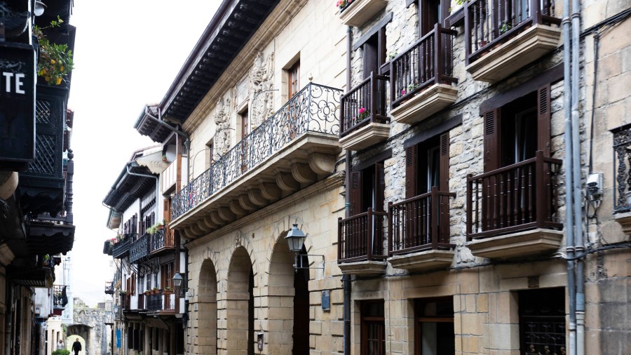 Bloqueo en el bidegorri, presupuestos pobres e inseguridad jurídica en el PGOU: un pleno que retrata la forma de gobernar de Abotsanitz