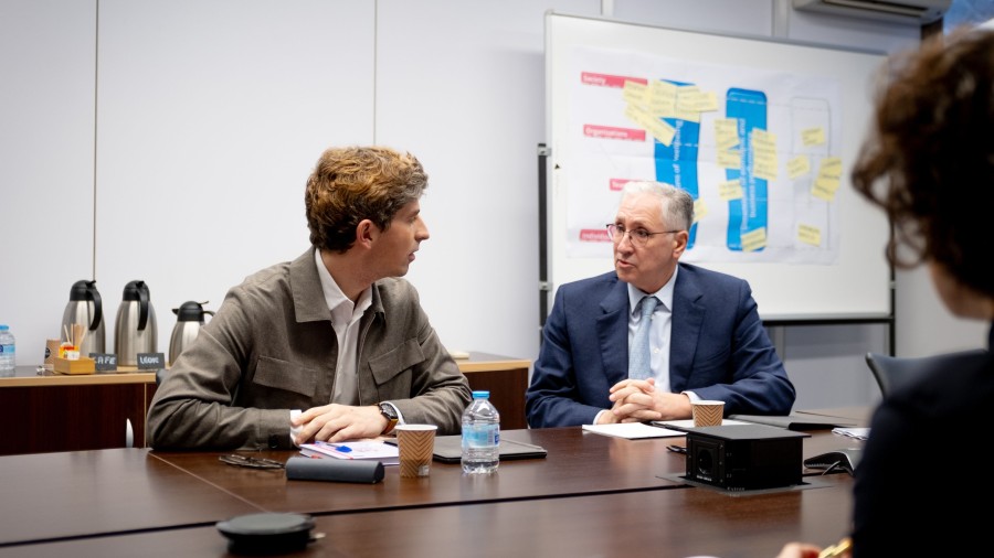 onostiako ekonomia indartzen jarraitzeko agenda abiarazi du Jon Insausti alkateak