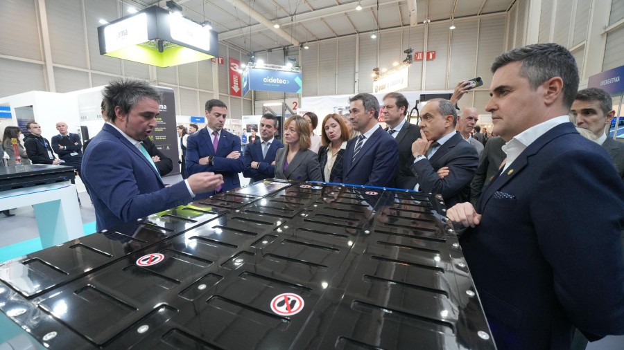 El Lehendakari llama al sector vasco de la movilidad sostenible a tener confianza en sus fortalezas ante el contexto actual