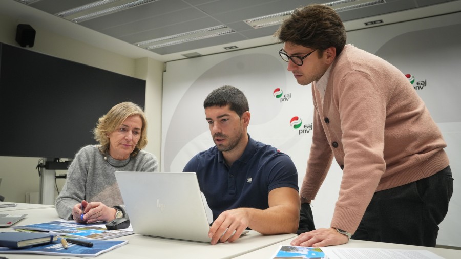EAJ-PNV denuncia la falta de transparencia y una gestión irregular de EH Bildu en el expediente de la cortadora de césped