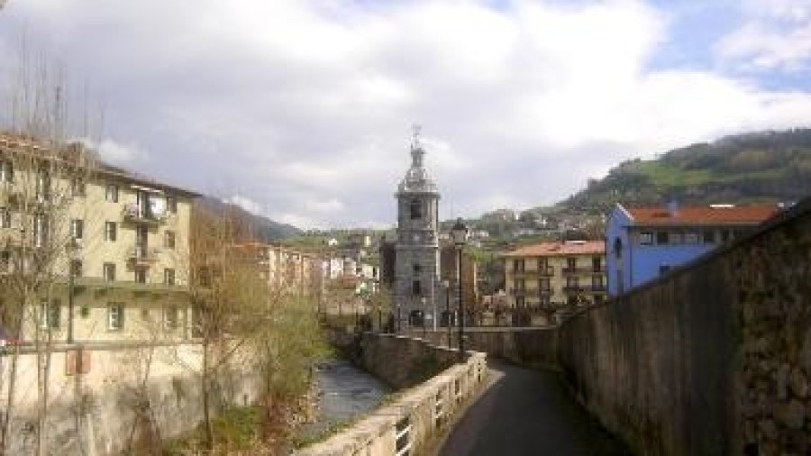 El PNV de Ibarra organiza un coloquio sobre el futuro de la industria y el empleo de Euskadi en medio de la complejidad del mundo actual