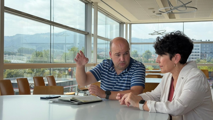 Vaquero reclama al Gobierno español que se implique con la muga: “Debe hablar con su homólogo francés para solucionar el embudo del tráfico fronterizo”