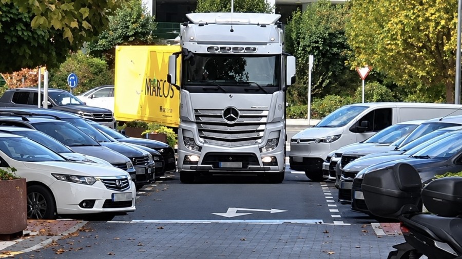 EAJ-PNV denuncia que las obras del bidegorri han convertido la entrada al centro de Astigarraga en un embudo y exige soluciones a EH Bildu